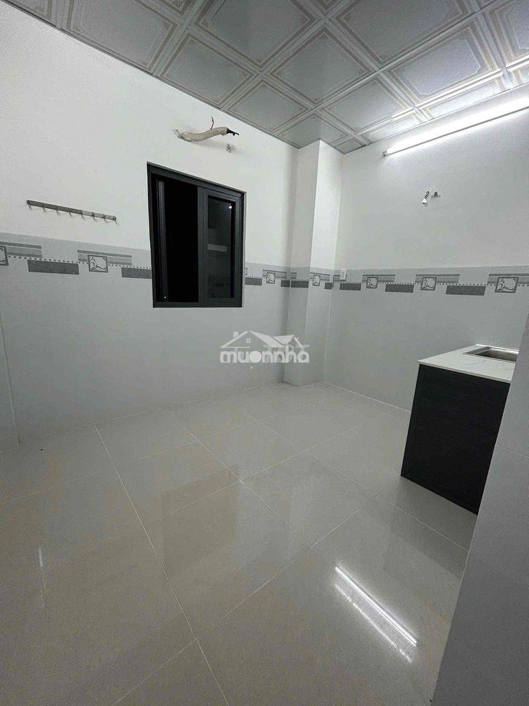 Kinh nghiệm thuê phòng trọ Hóc Môn: Tránh bẫy, không ngập nước